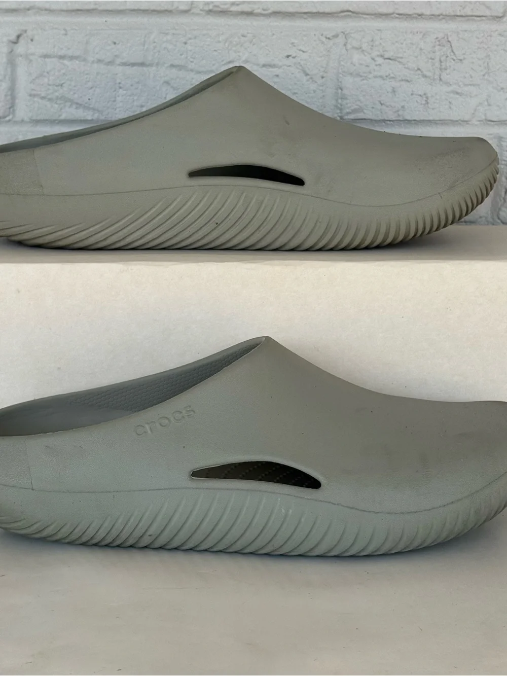 Crocs Mellow Recovery Clogs Men's 12